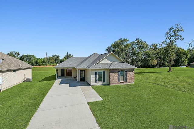 3024 Red Hat Rd, Brusly, LA 70719