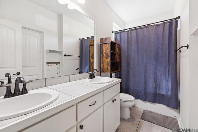 3024 Red Hat Rd, Brusly, LA 70719