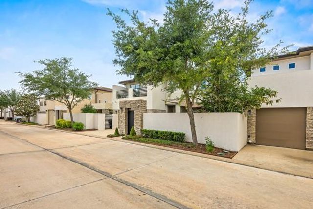 3207 Royal Courtside Avenue, Houston, TX 77082