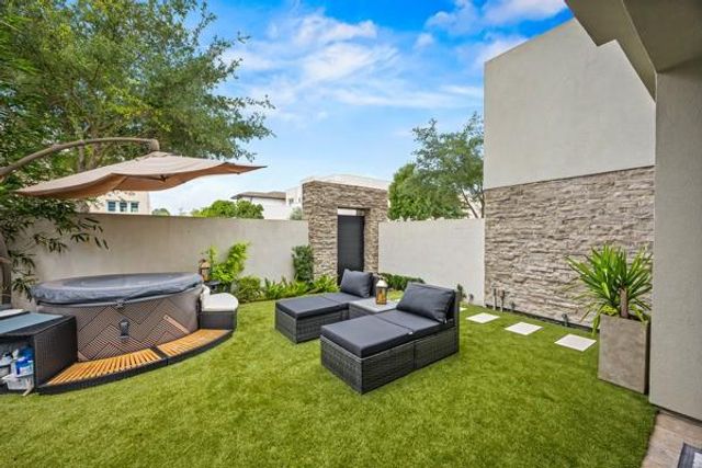 3207 Royal Courtside Avenue, Houston, TX 77082