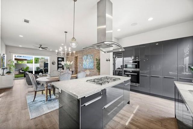 3207 Royal Courtside Avenue, Houston, TX 77082