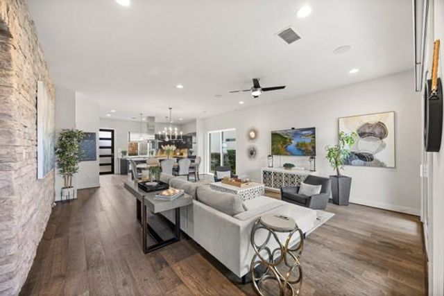 3207 Royal Courtside Avenue, Houston, TX 77082