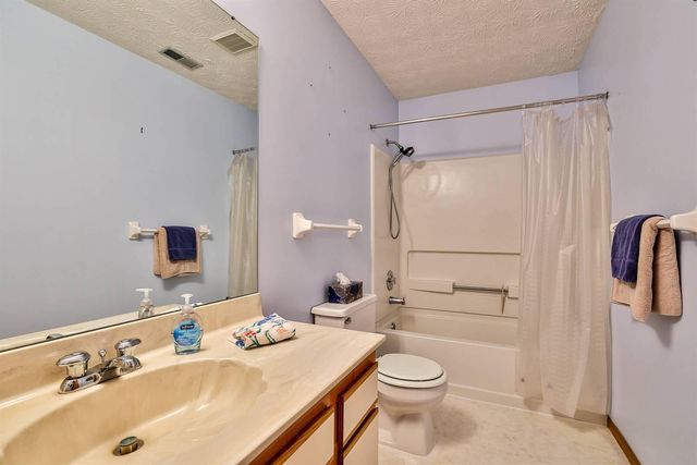 6828 Willow Creek Drive 6828 Willow Creek Drive, Dayton, OH 45424