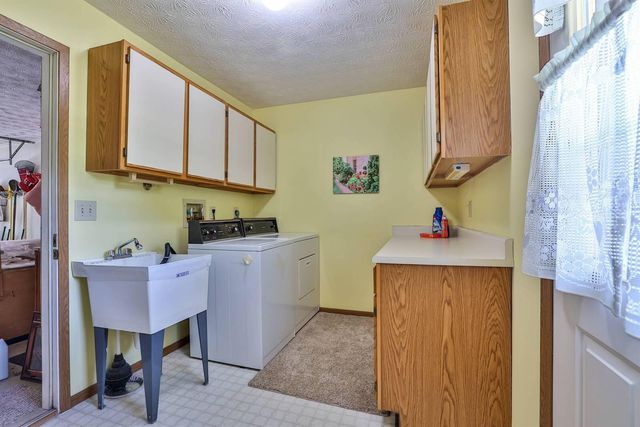 6828 Willow Creek Drive 6828 Willow Creek Drive, Dayton, OH 45424