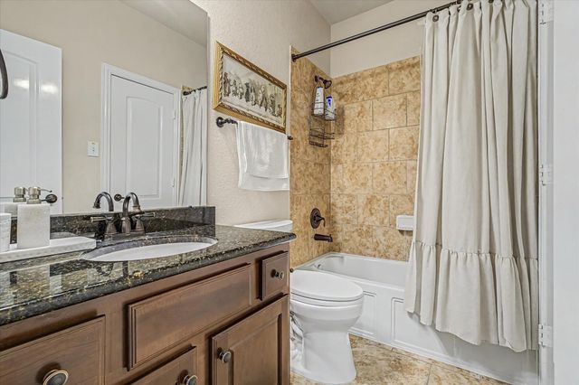 102 N Victoriana Circle, Spring, TX 77389