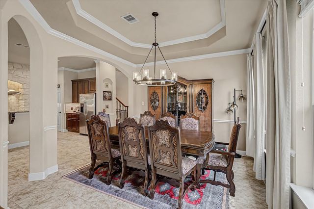 102 N Victoriana Circle, Spring, TX 77389