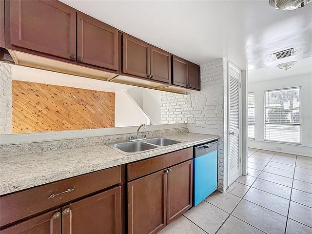 3968 CRAYRICH CIRCLE C3, Orlando, FL 32839