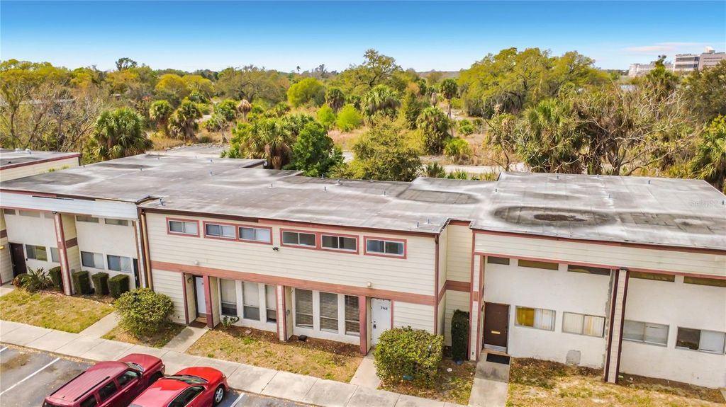 Image 39 of property listing at 3968 CRAYRICH CIRCLE C3, Orlando, FL 32839