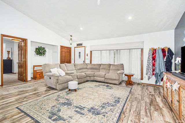 280 Gilliam Drive, Warsaw, IN 46580