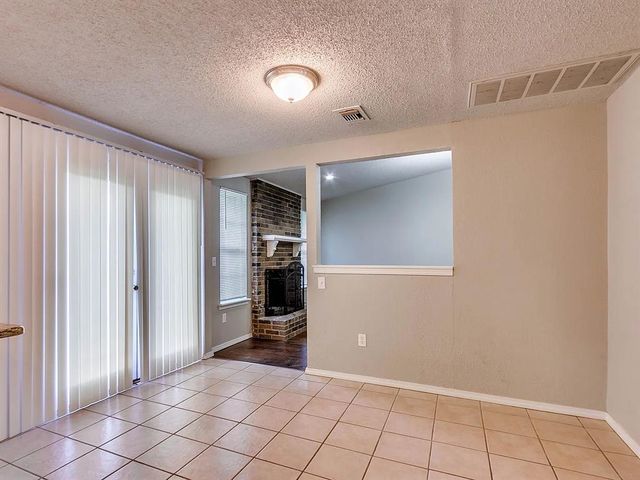 1300 San Fidel Lane, Edmond, OK 73003