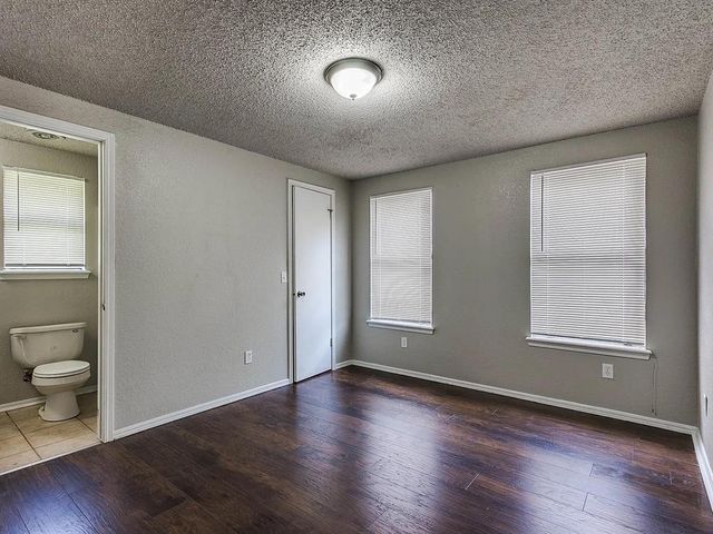 1300 San Fidel Lane, Edmond, OK 73003