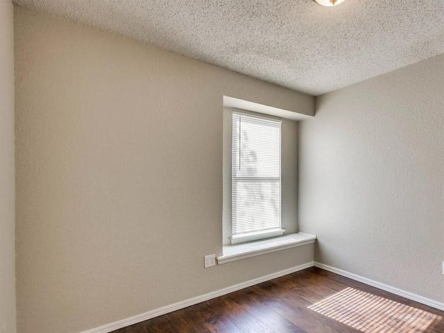 1300 San Fidel Lane, Edmond, OK 73003