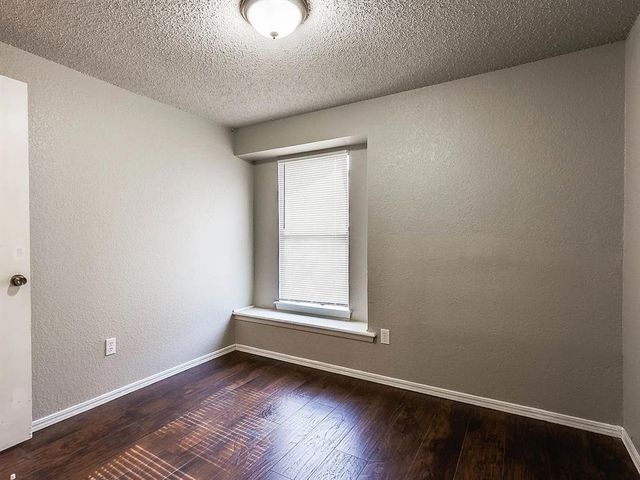 1300 San Fidel Lane, Edmond, OK 73003