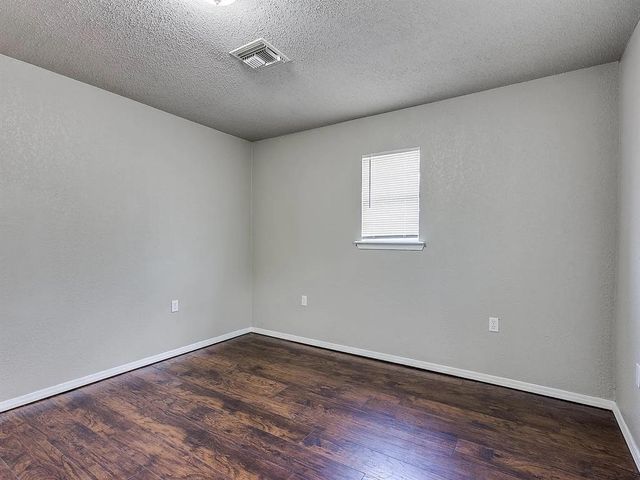 1300 San Fidel Lane, Edmond, OK 73003