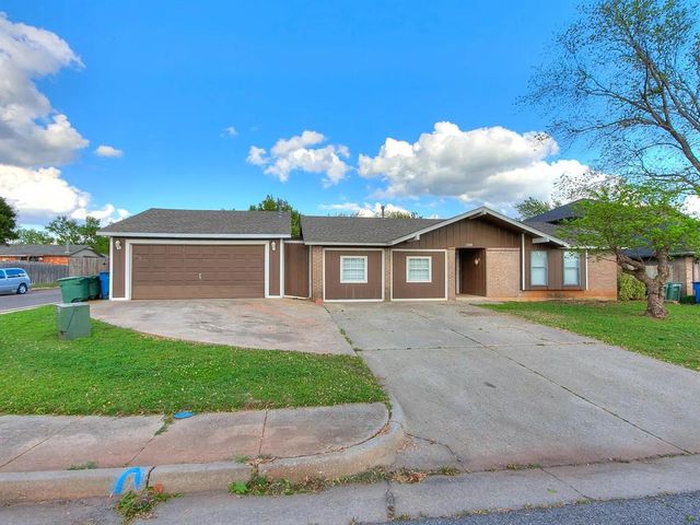 1300 San Fidel Lane, Edmond, OK 73003