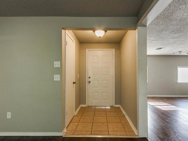 1300 San Fidel Lane, Edmond, OK 73003
