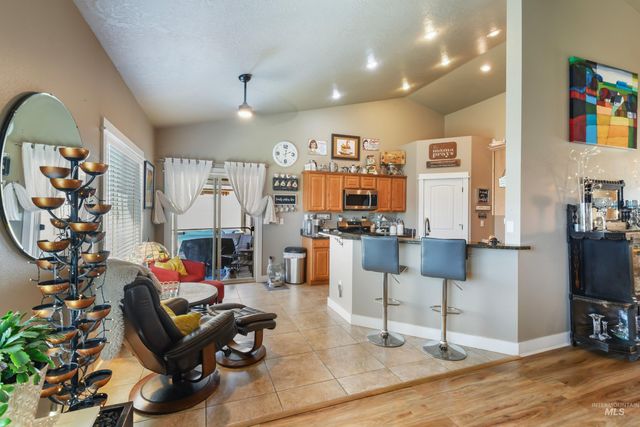 16 N Luke Loop, Nampa, ID 83651