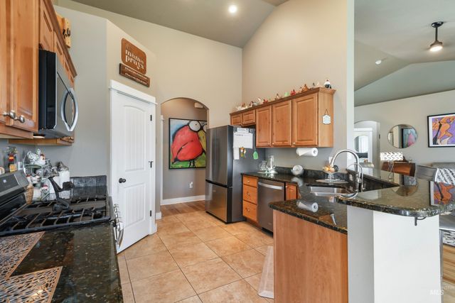 16 N Luke Loop, Nampa, ID 83651