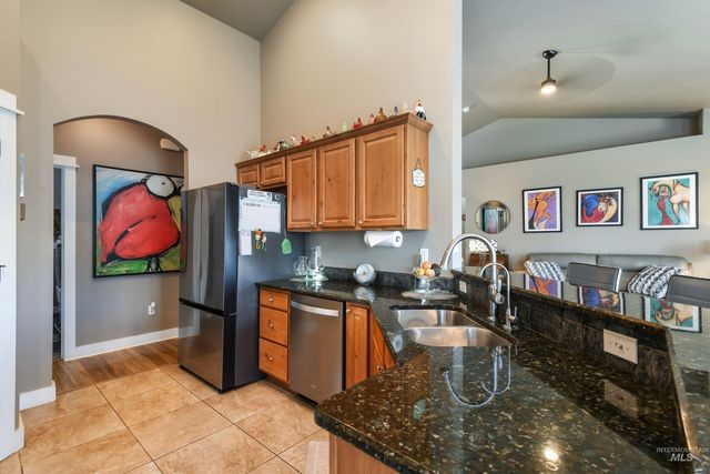 16 N Luke Loop, Nampa, ID 83651