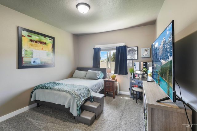16 N Luke Loop, Nampa, ID 83651