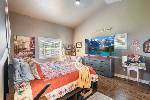 16 N Luke Loop, Nampa, ID 83651