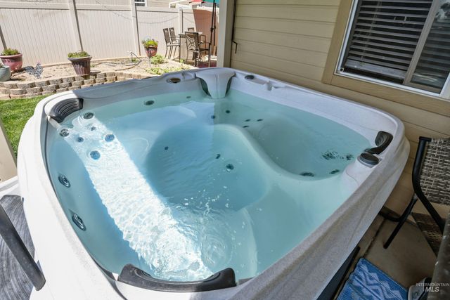 16 N Luke Loop, Nampa, ID 83651