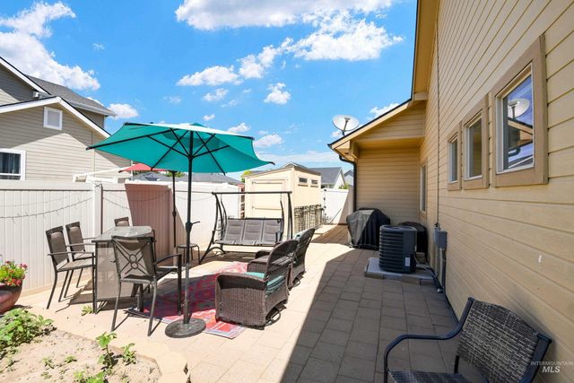 16 N Luke Loop, Nampa, ID 83651