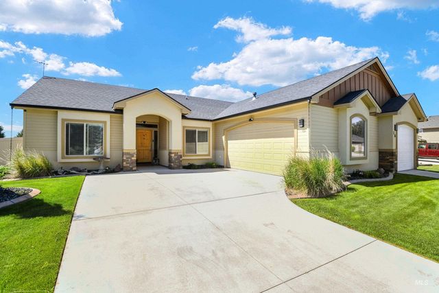 16 N Luke Loop, Nampa, ID 83651