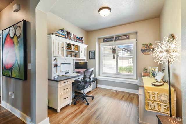 16 N Luke Loop, Nampa, ID 83651