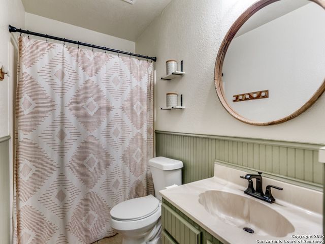 710 Fifth, Comfort, TX 78013