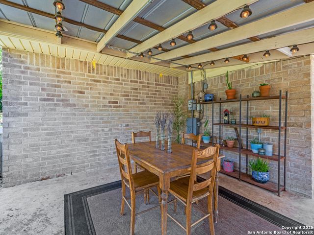 710 Fifth, Comfort, TX 78013