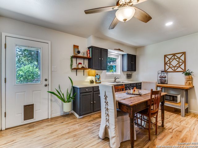 710 Fifth, Comfort, TX 78013