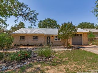 710 Fifth, Comfort, TX 78013