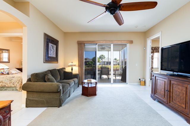 584 NW Lambrusco Drive, Port St. Lucie, Port St Lucie, FL 34986