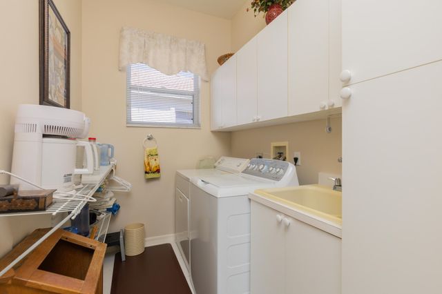 584 NW Lambrusco Drive, Port St. Lucie, Port St Lucie, FL 34986