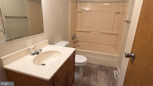 190 MIDWAY RD, York Haven, PA 17370