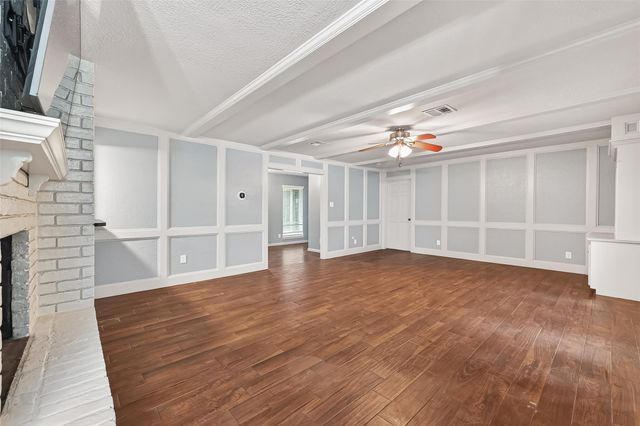 5711 Bermuda Dunes Dr, Houston, TX 77069