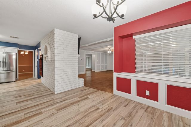 5711 Bermuda Dunes Dr, Houston, TX 77069