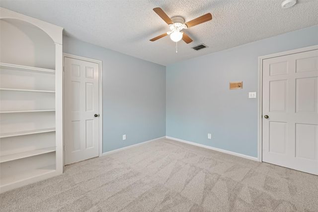 5711 Bermuda Dunes Dr, Houston, TX 77069