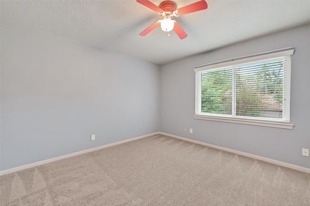 5711 Bermuda Dunes Dr, Houston, TX 77069