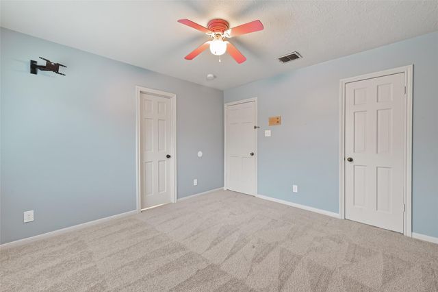 5711 Bermuda Dunes Dr, Houston, TX 77069