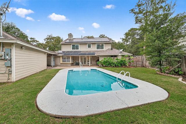 5711 Bermuda Dunes Dr, Houston, TX 77069