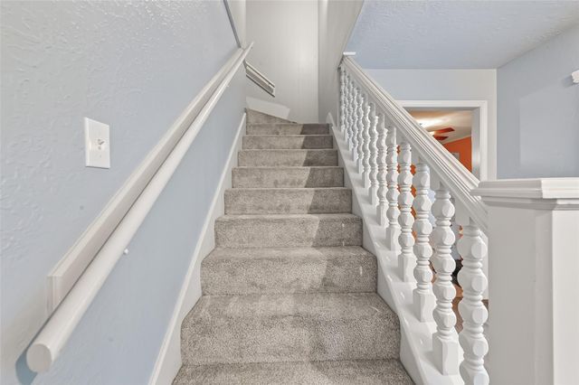 5711 Bermuda Dunes Dr, Houston, TX 77069