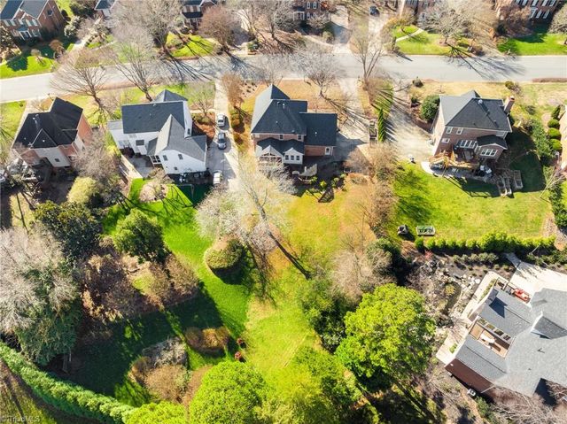 4855 Century Oaks Lane, Winston-salem, NC 27106