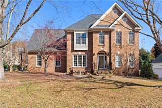 4855 Century Oaks Lane, Winston-salem, NC 27106