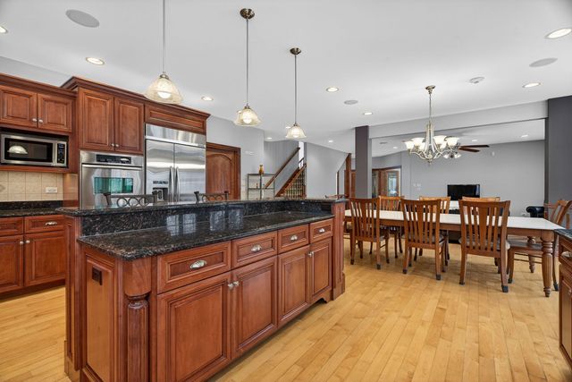 11024 Marilyn Terrace, Orland Park, IL 60467