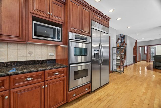 11024 Marilyn Terrace, Orland Park, IL 60467