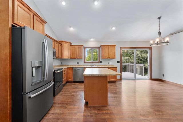 2544 Avery Lane, Altoona, WI 54720