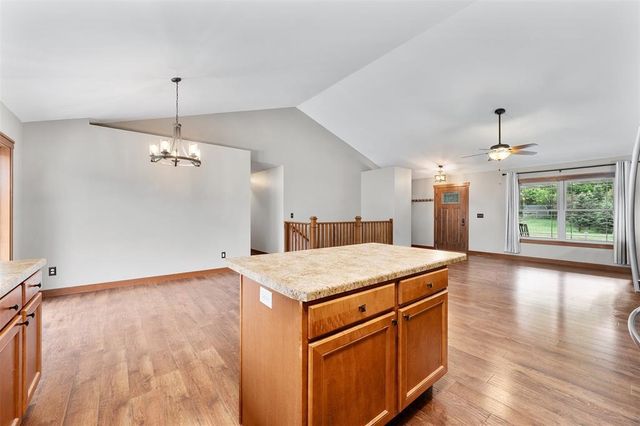 2544 Avery Lane, Altoona, WI 54720