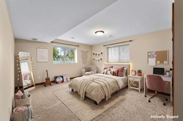 2544 Avery Lane, Altoona, WI 54720